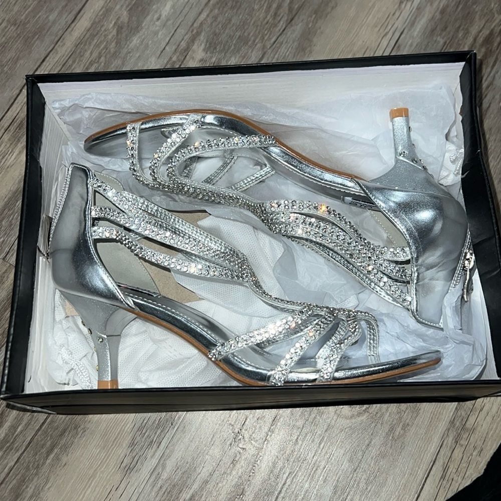 SheSole heels